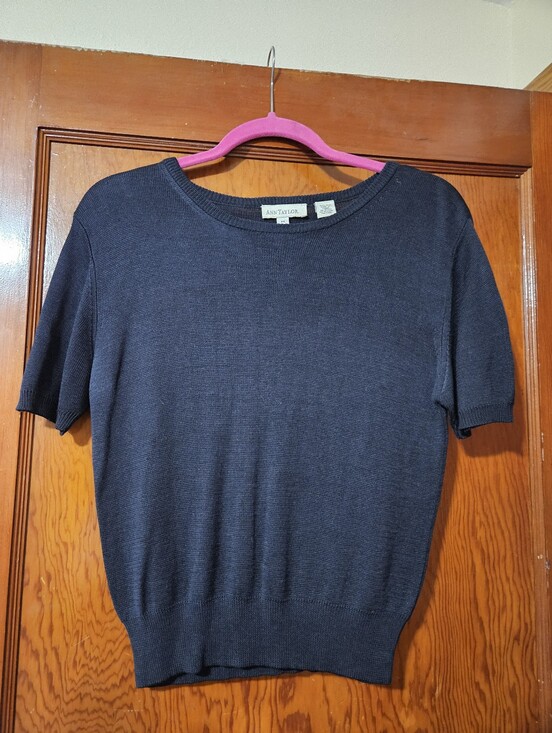 Ann Taylor Sweaters - Ann Taylor Navy Blue Short-sleeved 100% Silk Sweater Size M